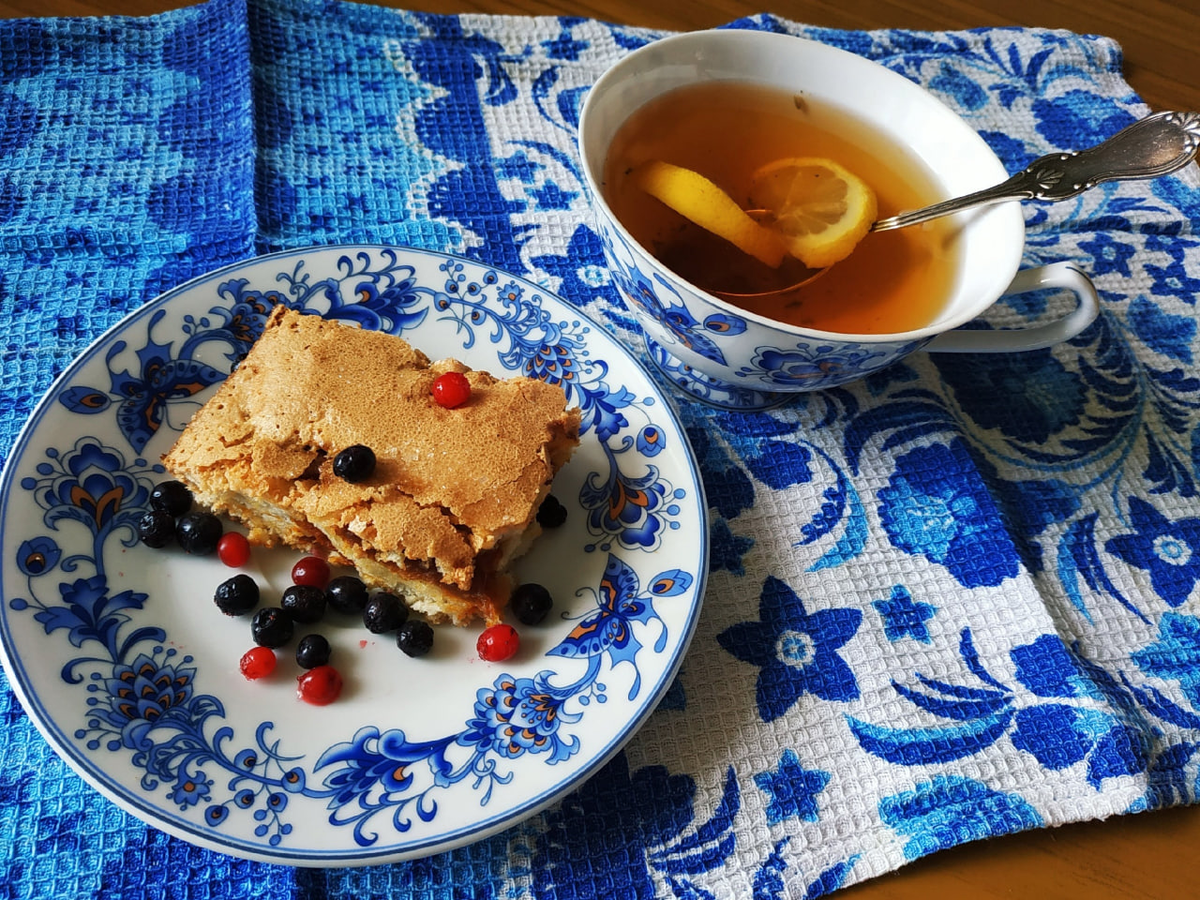 А это моя шарлотка.