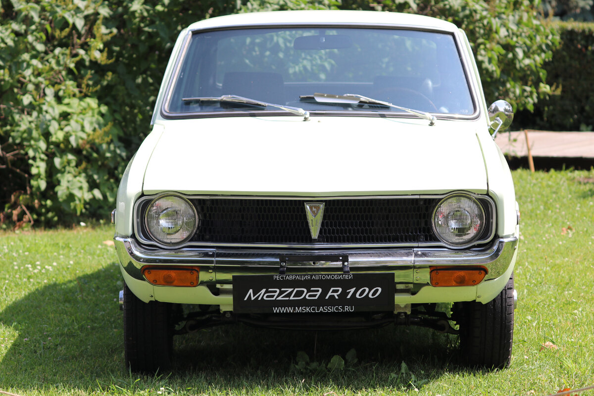 MAZDA R 100