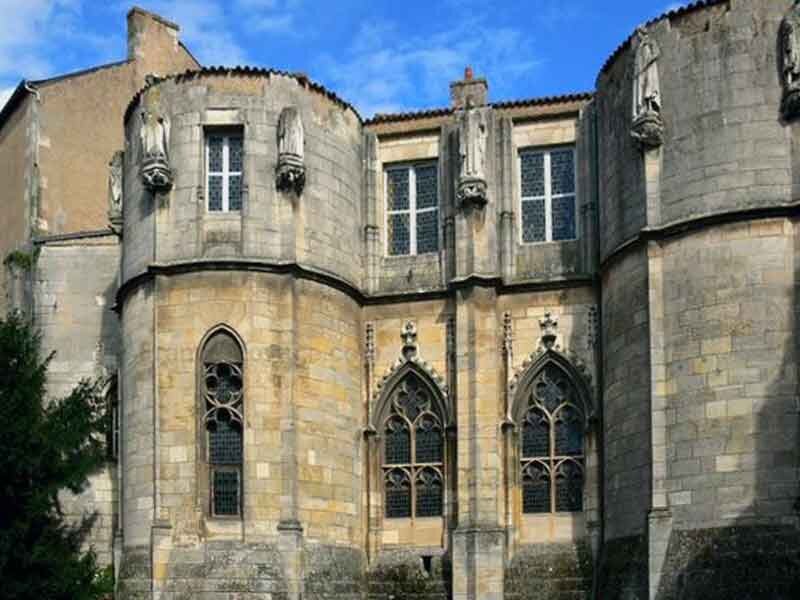 башня Maubergeon