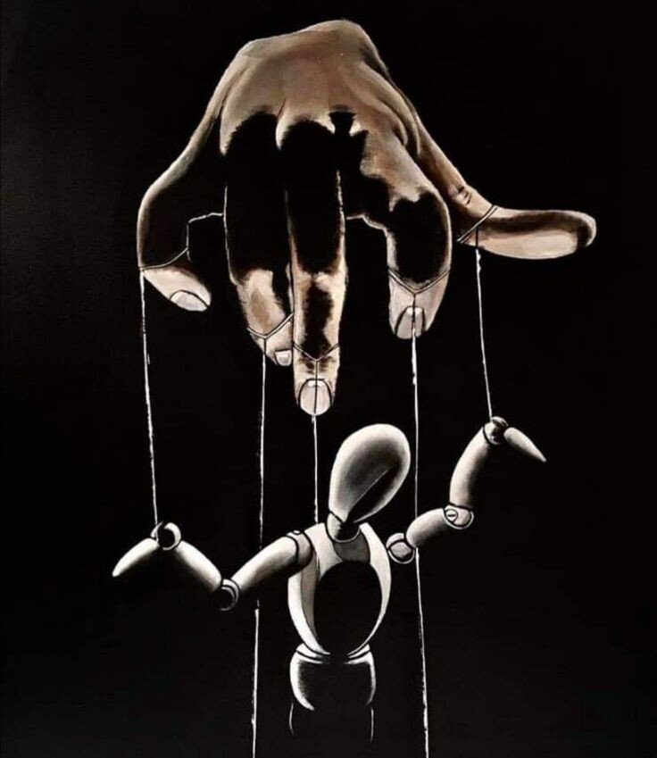 Если вы приняли чью-то оценку ситуации и начали планировать какие-то действия в соответствии с этой оценкой — манипулятор добился своего. Нужно не только отвергать чужие ситуационные рамки, но и предлагать собственную оценку ситуации. Недостаточно просто понять, что имеет место манипулирование. Нужно всегда быть готовым открыто не подчиниться, защищаться, бросать вызов, а также претерпевать последствия такого поведения. Если вы разозлитесь или рассердитесь — вы проиграете.