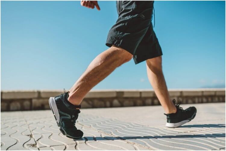 Шагомер смартфона: принцип работы и теория «10 000 шагов»