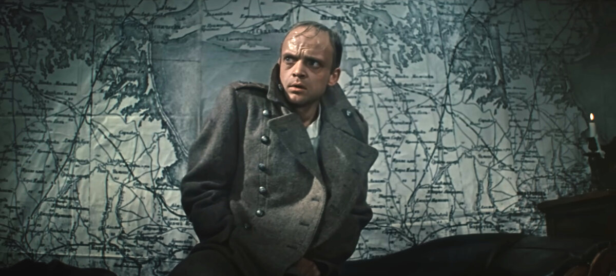 Кадр из кинофильма "Бег", 1970 г., режиссеры и сценаристы Александр Алов, Владимир Наумов, композитор Николай Каретников (скриншот)  
