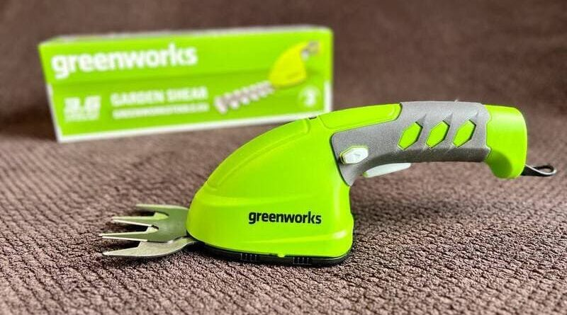 Обзор садовых ножниц Greenworks 3,6V (2903307)
