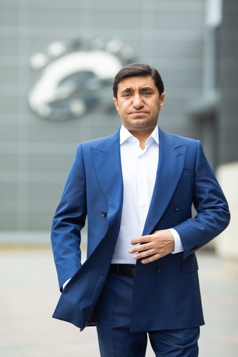 Уважаемый Год Семенович!

От лица Национально - Культурной Автономии  Азербайджанцев г. Дербента от себя лично поздравляю Вас с днем рождения.
Ваша известность среди  азербайджанцев  и уважение, которым Вы пользуетесь, по праву завоеваны многолетней общественной деятельностью и преданным служением на благо  наших народов. Обладая такими качествами, как трудолюбие, терпение, умение преодолевать любые сложности, Вы являетесь примером для многих. 

Примите самые добрые пожелания крепкого здоровья, благополучия и успехов в делах. 
Худо Кумэк!
С уважением:
Тельман Гаджалиев(Таирли) 
Председатель Национально - Культурной Автономии Азербайджанцев г. Дербента, эксперт Общественной Палаты Республики Дагестан, член Консультативного совета по делам Национально-культурных автономий при главе городского округа «город Дербент».


