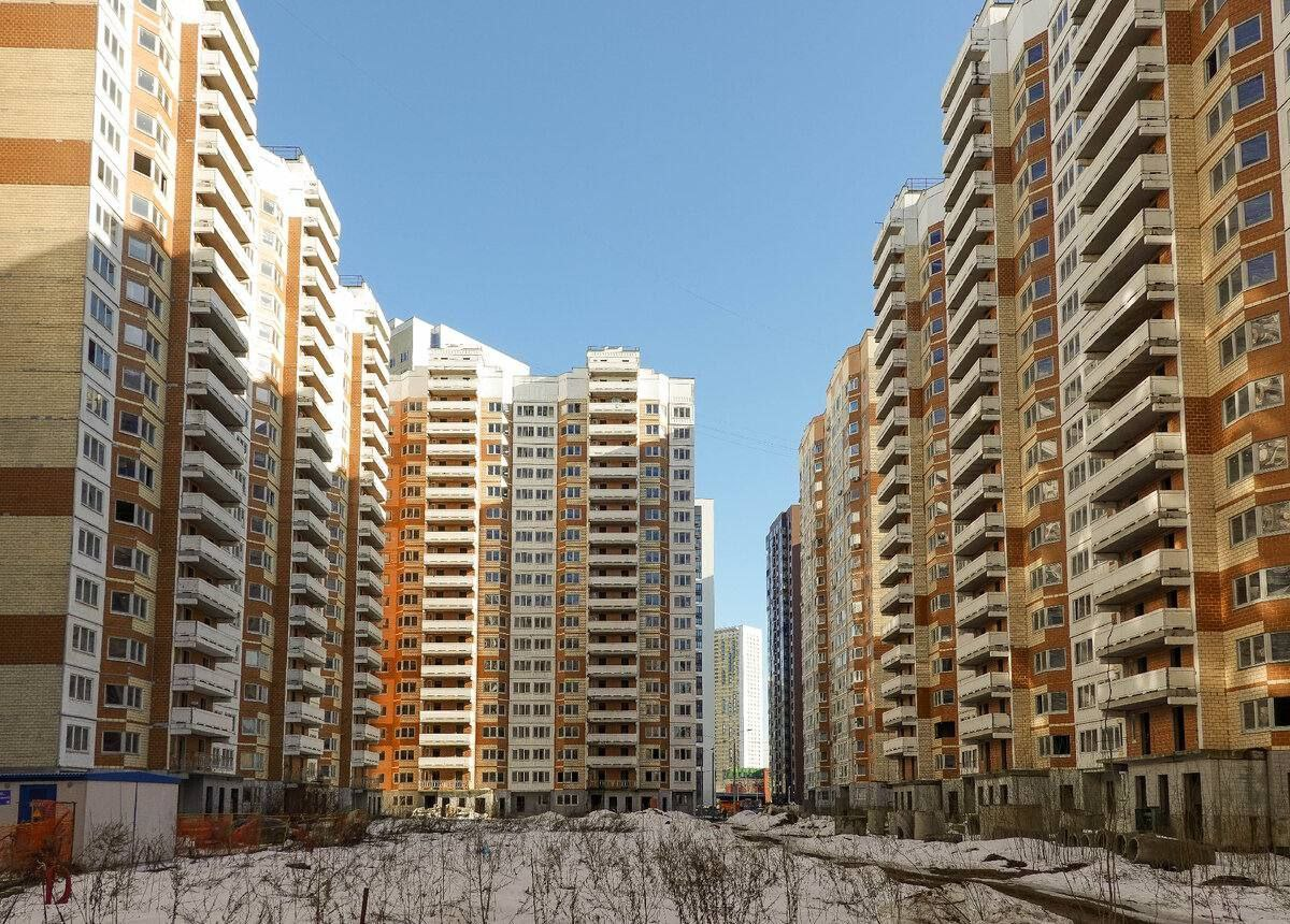 Эквивалент вменяемой теперь уже бывшему заместителю министра обороны Тимуру Иванову взятки может составить сумму в размере более 1 млрд рублей.-8