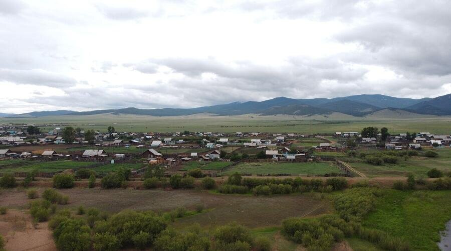    Удинск, вид с реки Уда Фото: Залезович. Собственная работа, по лицензии CC BY-SA 4.0