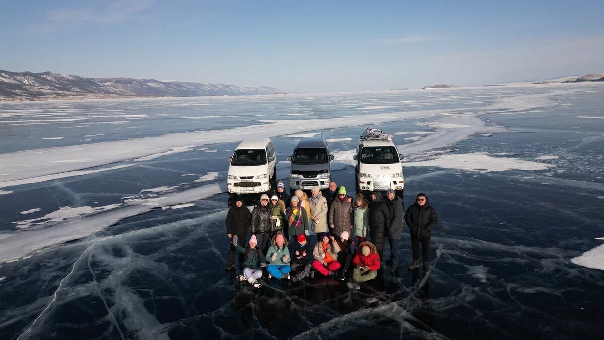 Байкал зимой с командой Moments Club, безопасно и с комфортом