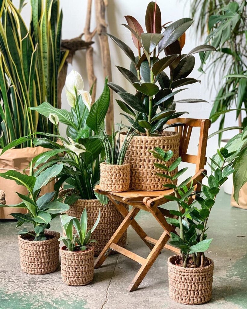 Кашпо плетёное