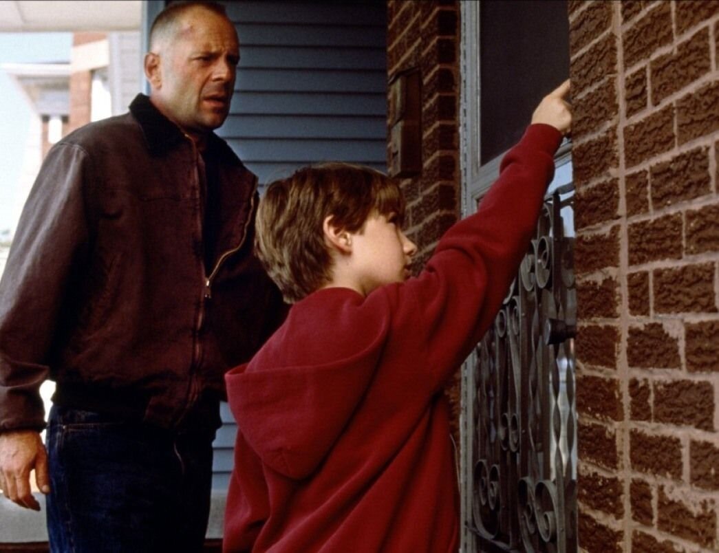 Кадр из фильма "Меркурий в опасности" (1998)