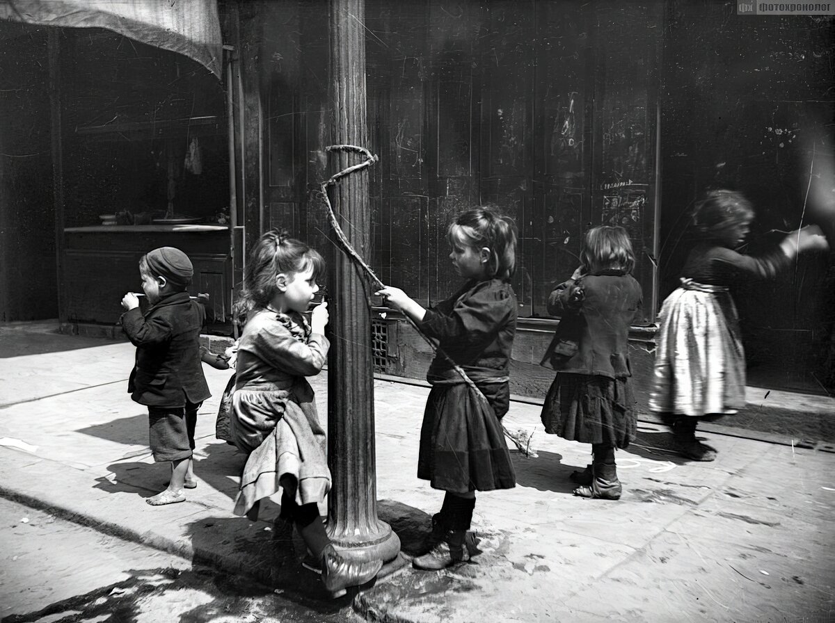 Дети 19 века англия. Дети 19 века англия. Старинные фотографии. Дети бедняков англия 19 век. Мода викторианской эпохи 19 век.