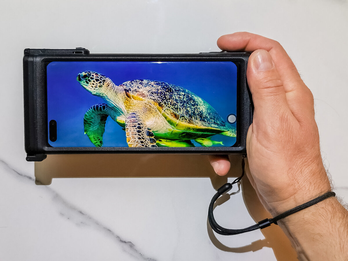 Huawei Snorkeling Case for P40Pro+.