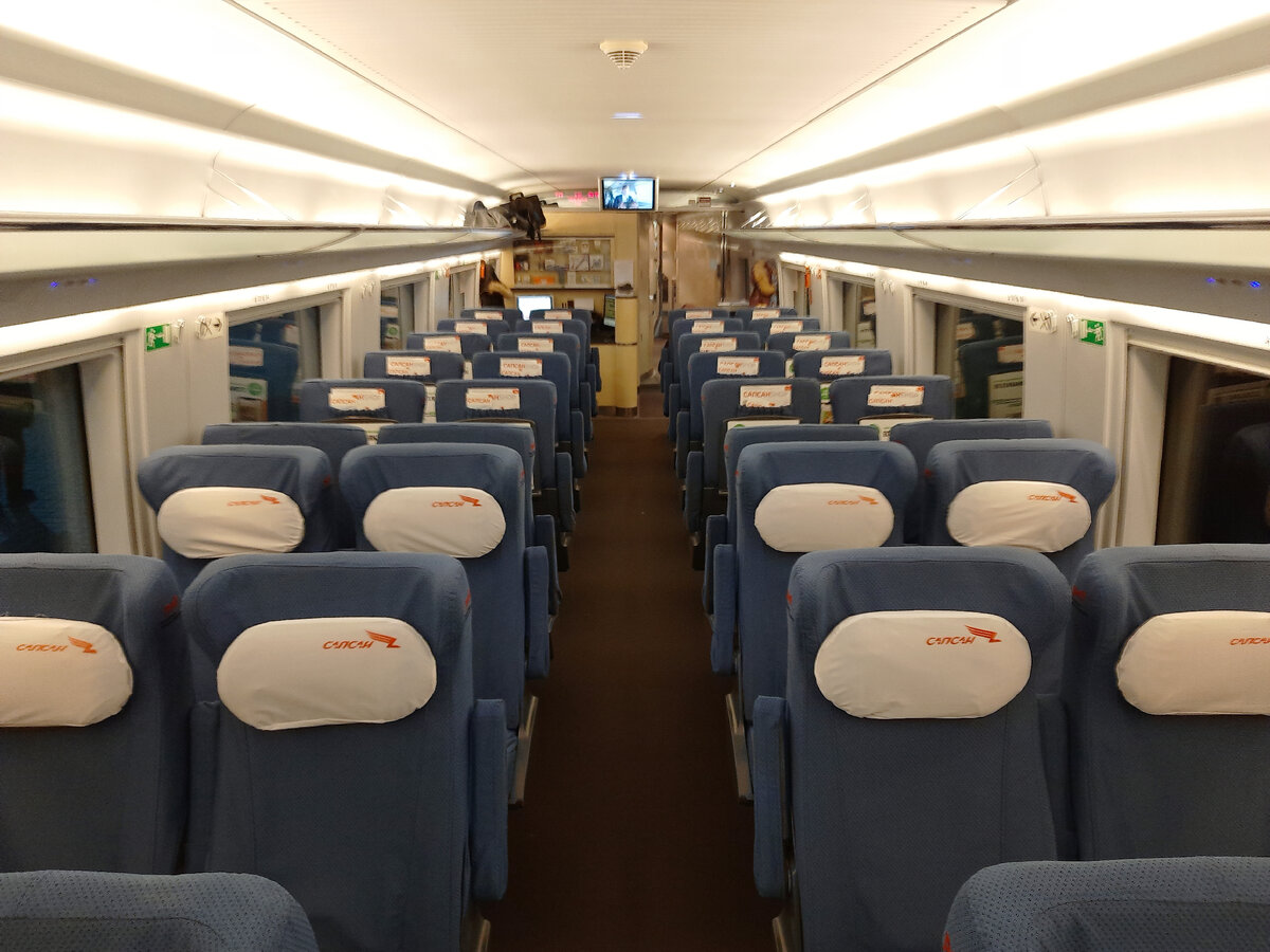 Салон поезда «Сапсан»