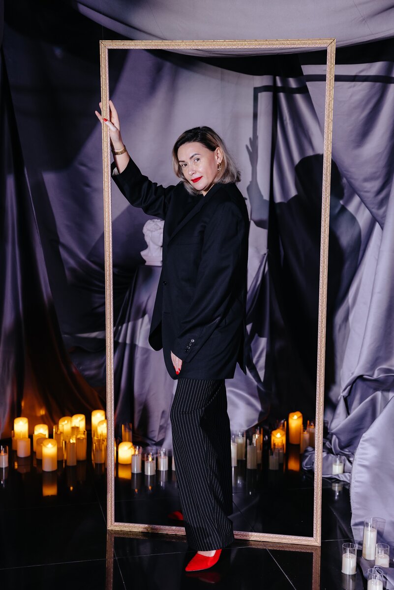 "🎤 Камерное мероприятие: цена, которая стоит своих денег! 💰

Многие задаются вопросом, почему камерное мероприятие, проводимое ведущим и диджеем, может стоить так же, как и банкет на 50-80 человек. Давайте разберемся в этом вопросе.

🌟 Профессионализм и опыт:
Ведущие и диджеи, которые проводят камерные мероприятия, обладают высоким уровнем профессионализма и богатым опытом в своей области. Они вложили много времени и усилий в развитие своих навыков и создание уникальной программы для каждого мероприятия. Их профессионализм и опыт являются гарантией качества и незабываемого впечатления для каждого гостя.

🌍 Подготовка и планирование:
Камерные мероприятия требуют тщательной подготовки и планирования. Ведущие и диджеи проводят много времени на подготовку музыкального сопровождения, создание уникальных сценариев и организацию каждой детали мероприятия. Они уделяют особое внимание каждому клиенту, чтобы учесть все его пожелания и создать неповторимую атмосферу.

💼 Затраты на оборудование и рекламу:
Ведущие и диджеи, проводящие камерные мероприятия, также несут затраты на оборудование и рекламу. Качественное звуковое и световое оборудование, микрофоны, аппаратура для диджеинга - все это требует инвестиций. 

🎉 Уникальность и индивидуальный подход:
Камерные мероприятия, проводимые ведущими и диджеями, отличаются своей уникальностью и индивидуальным подходом к каждому клиенту. Они создают неповторимую атмосферу и учитывают все пожелания и предпочтения клиента. Это требует дополнительных усилий и времени, что отражается в стоимости мероприятия.

💰 В конечном итоге, стоимость камерного мероприятия у ведущих и диджеев оправдана и стоит своих денег. Они предлагают высокий уровень профессионализма, индивидуальный подход и незабываемые впечатления для каждого гостя. Каждая деталь мероприятия продумана и создана с любовью и страстью к своему делу.

🌟 Если вы хотите узнать больше о камерных мероприятиях и их стоимости, обращайтесь ко мне. Я с удовольствием поделюсь с вами дополнительной информацией и помогу выбрать подходящее мероприятие именно для ВАС.