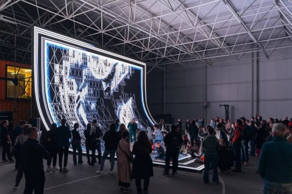    Свет, звук, инсталляции.