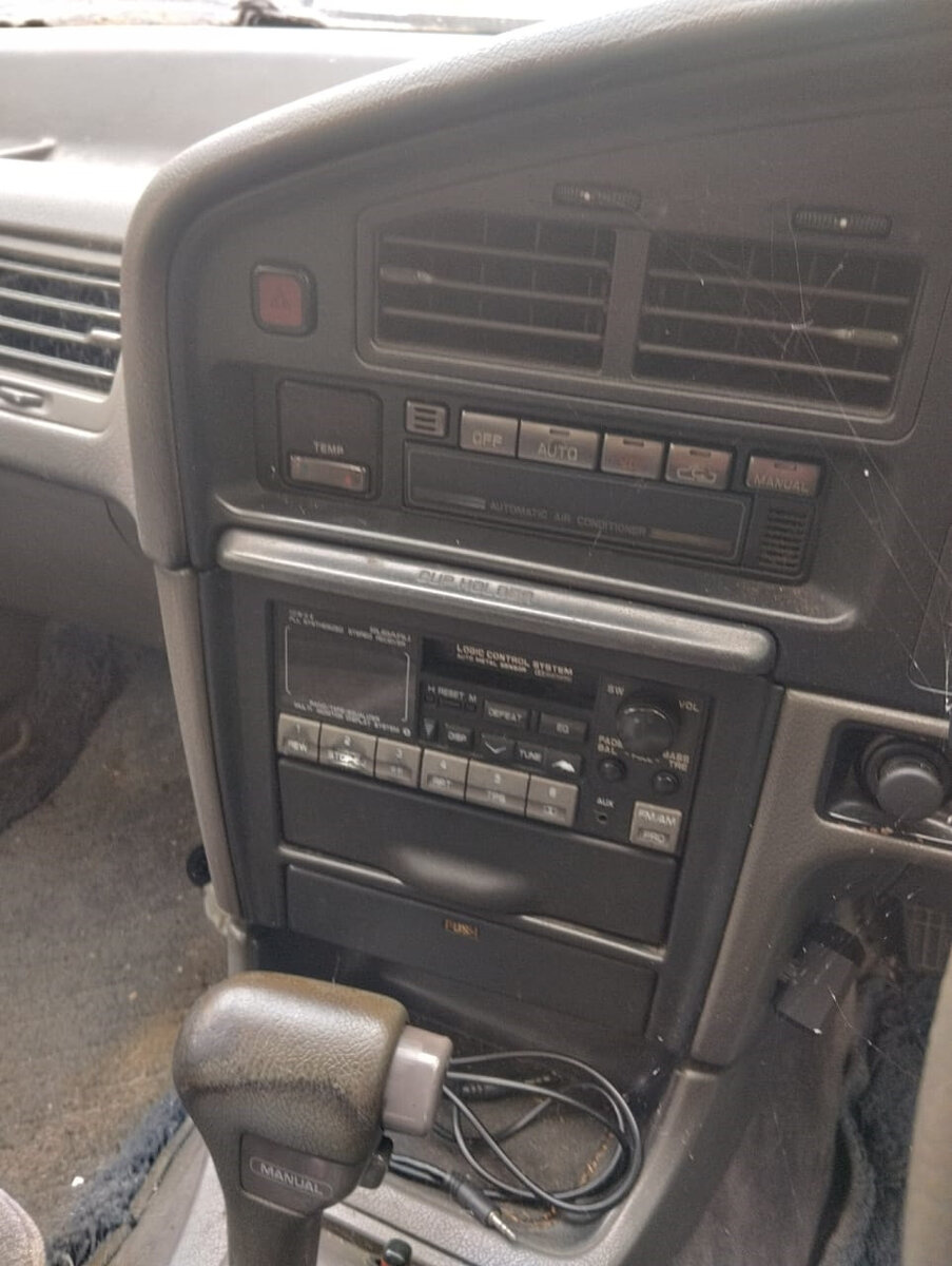 1990 год. Климат контроль, магнитола с AUX