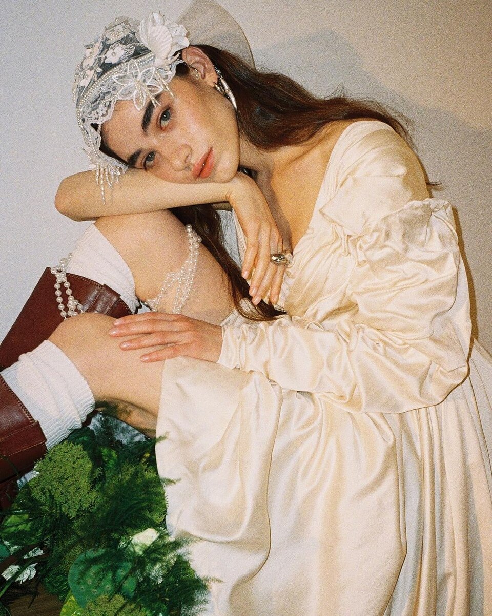    «Съемки, где мне не закалывали одежду, можно пересчитать по пальцам»: Тамуна Хасия — о модельных контрактах, работе в Азии и случайностях (фото 1)