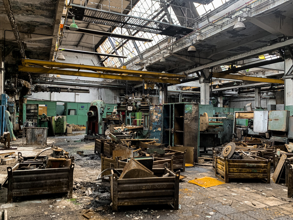 Корпус с цехами бывшего завода ГПЗ-1 в Москве. Фото автора. Листайте галерею.