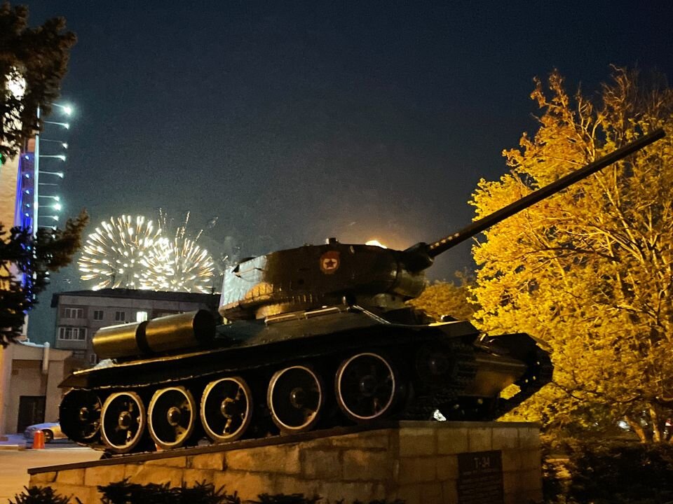    Салют на День Победы в Барнауле. Источник: Виталий Барабаш