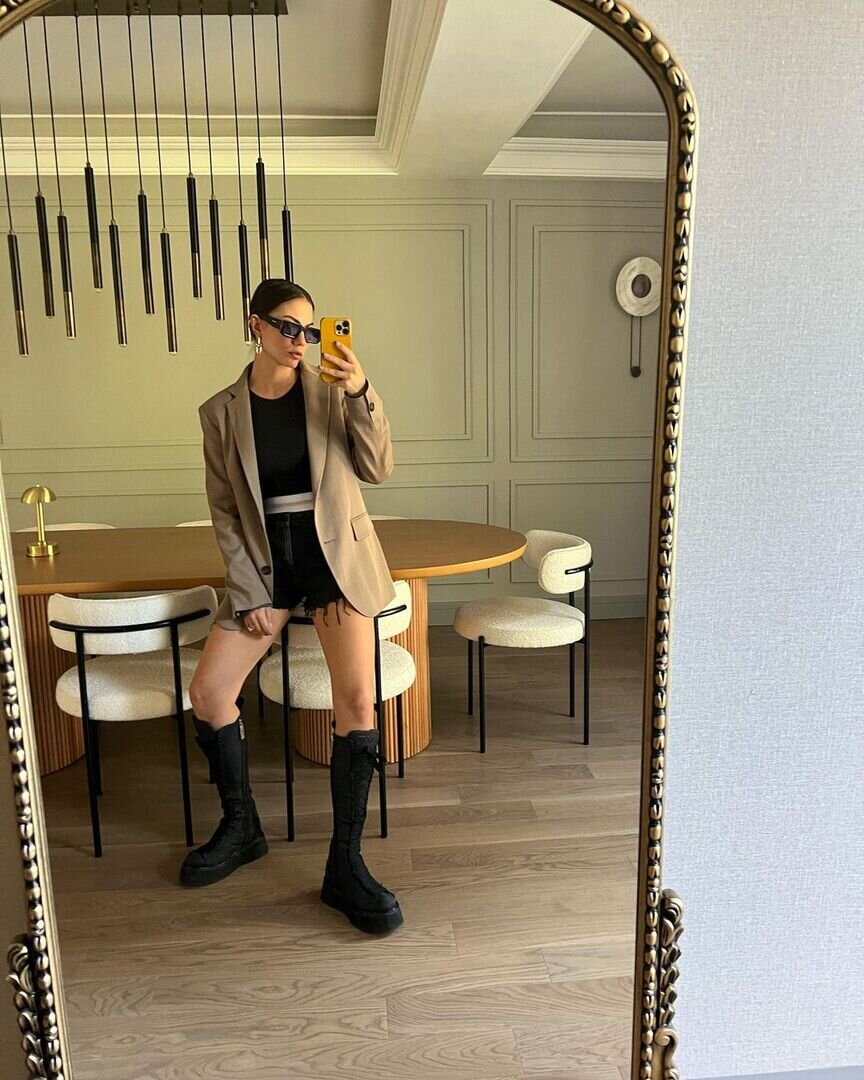 Листайте вправо, чтобы увидеть больше изображений