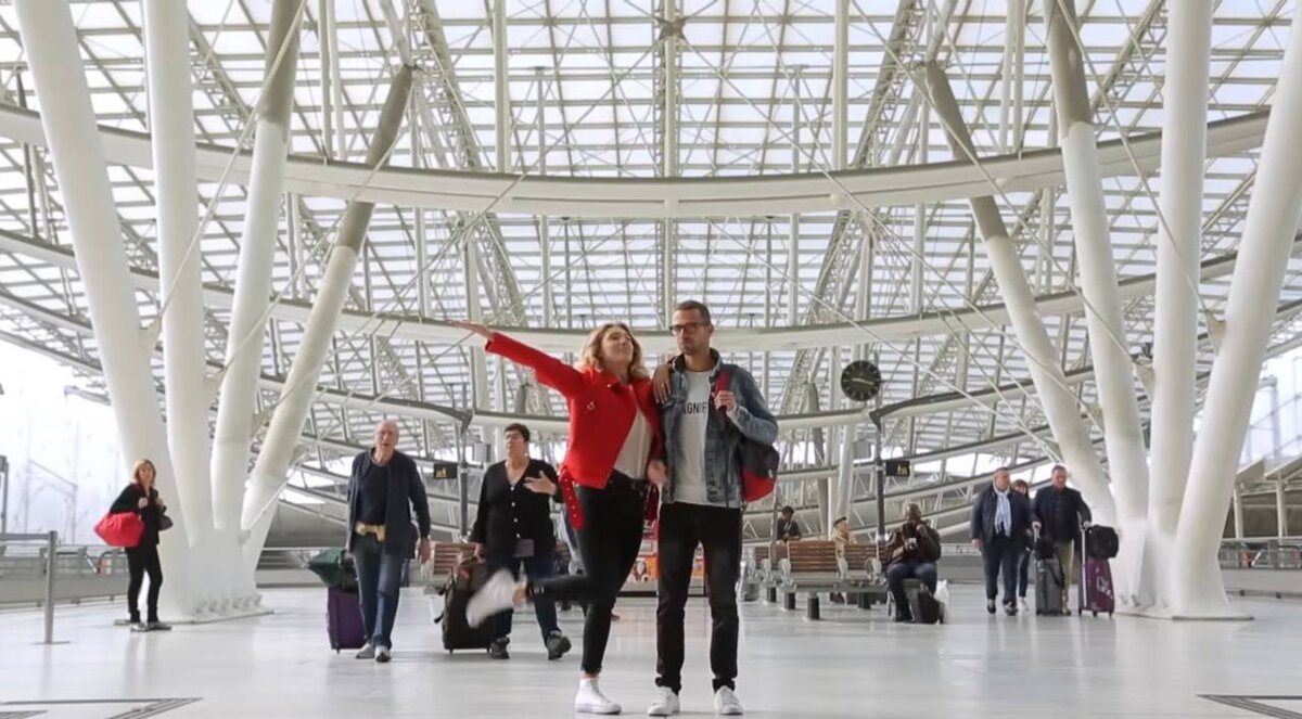 Кадр из выпуска: Орел и Решка / YouTube 