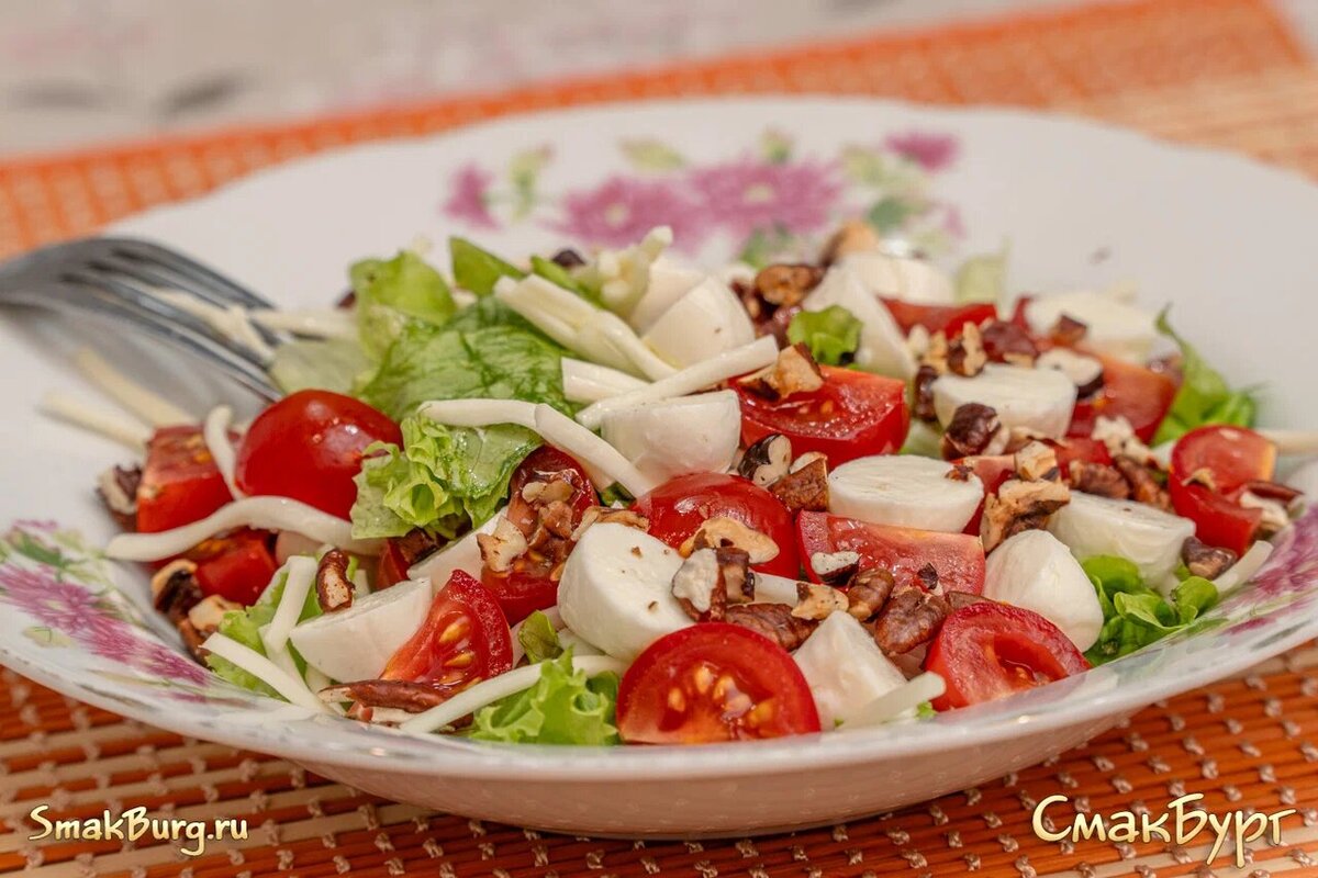 Яркий, сочный и безумно-приятный ПП-салат - идеальная закуска для хорошего настроения!