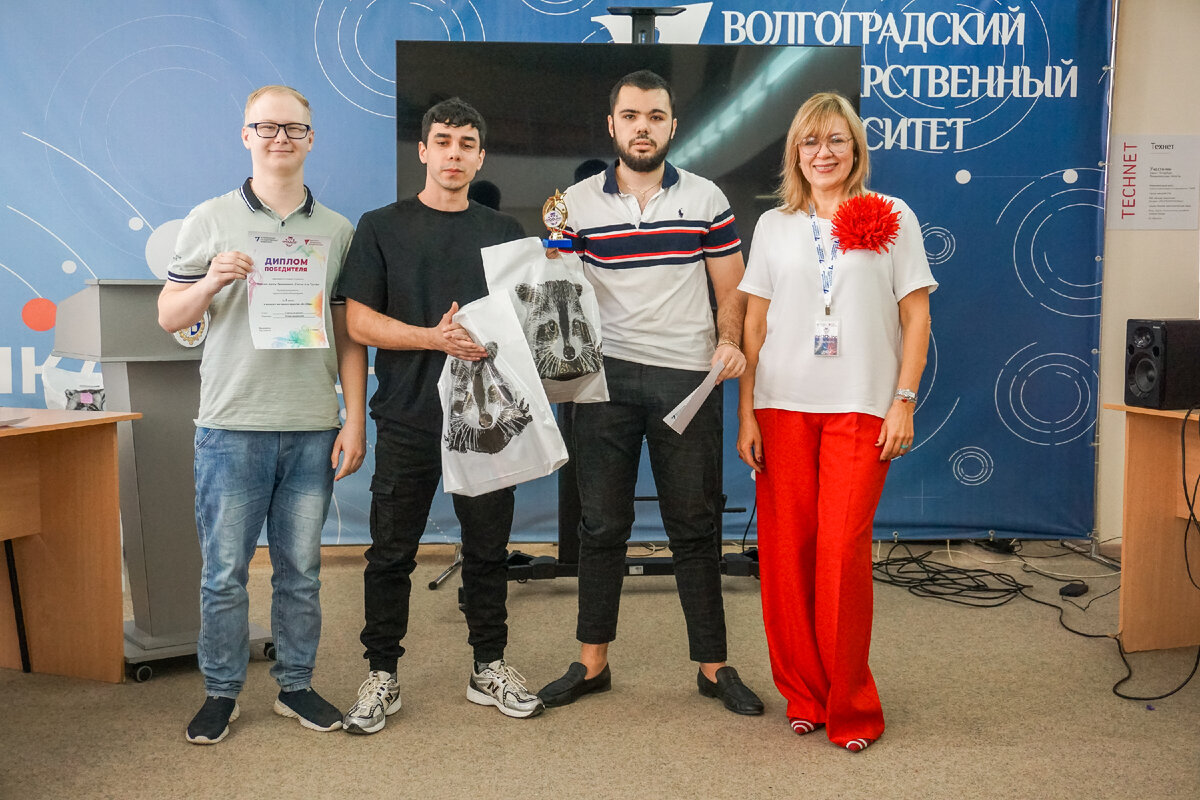 В Точке кипения ВолГУ прошёл уже III ежегодный конкурс-фестиваль реклaмных проектов deADline.-6