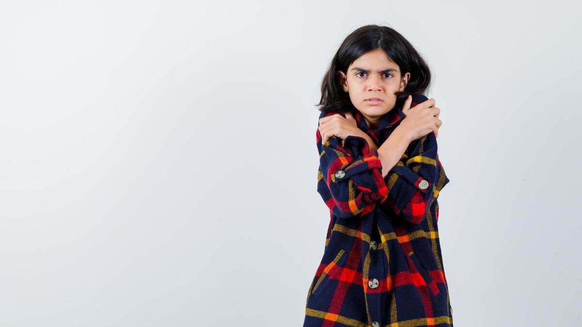    Озноб у подростка:Freepik / 8photo