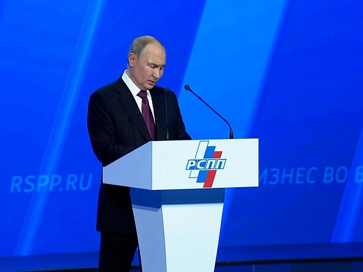    Путин: в ближайшие годы Россия будет испытывать дефицит кадров© РИА Новости