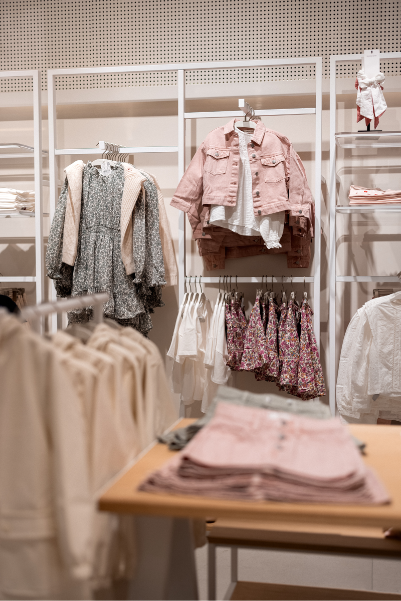    В Москве открылся самый большой магазин Mango в России (фото 2)