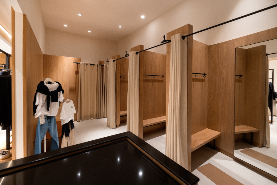    В Москве открылся самый большой магазин Mango в России (фото 3)