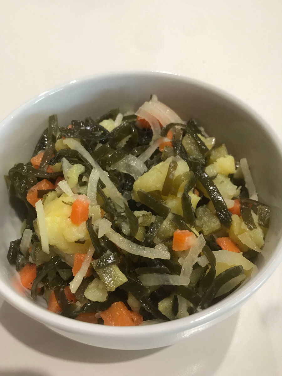 Постный салат из морской капусты