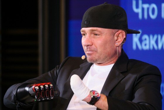    Роман Костомаров