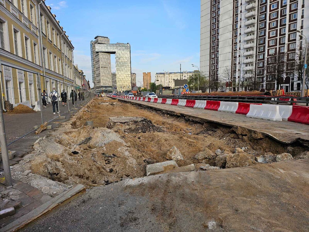 Улица Сергия Радонежского. 24.04.2024 . Фото автора.