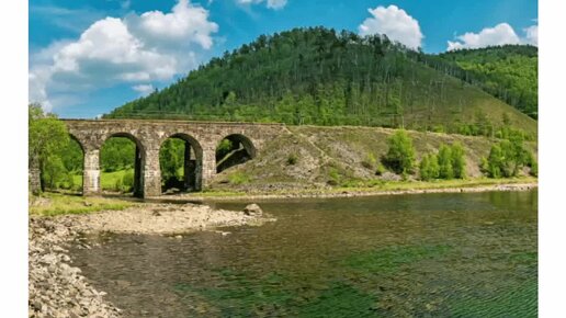 16 маршрутов в горы на майские 🏔️