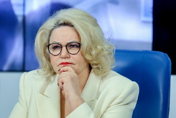    Нина Останина