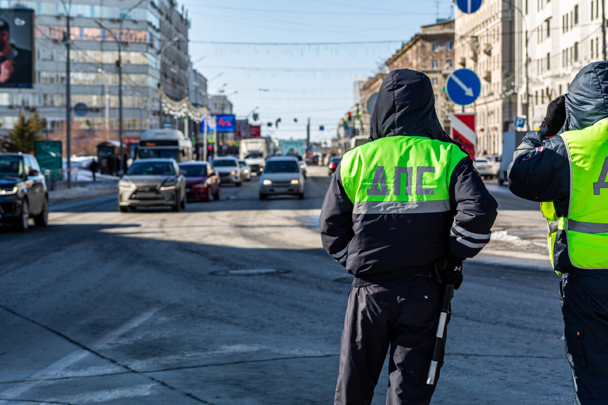 Такого никто не ожидал. Водителей предупредили о самых неожиданных штрафах  | МК в Новосибирске | Дзен