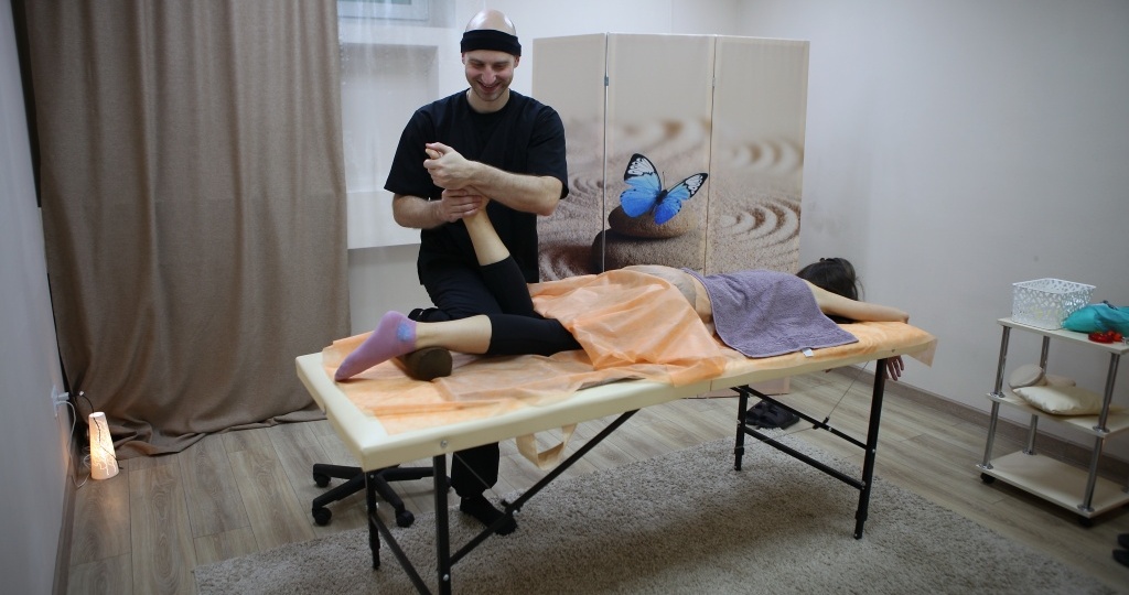 Артрит коленного сустава – как бороться?