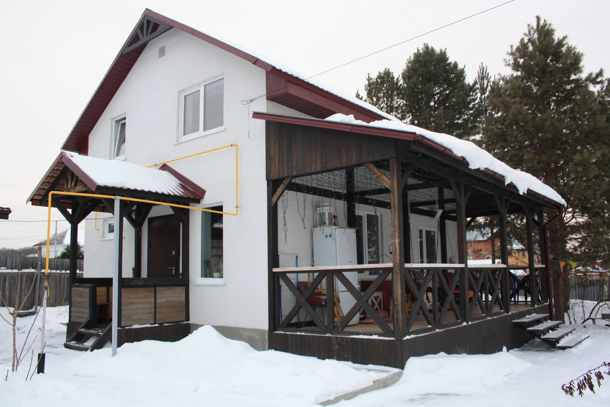 так наш домик выглядит сейчас зимой 2024/2025 года