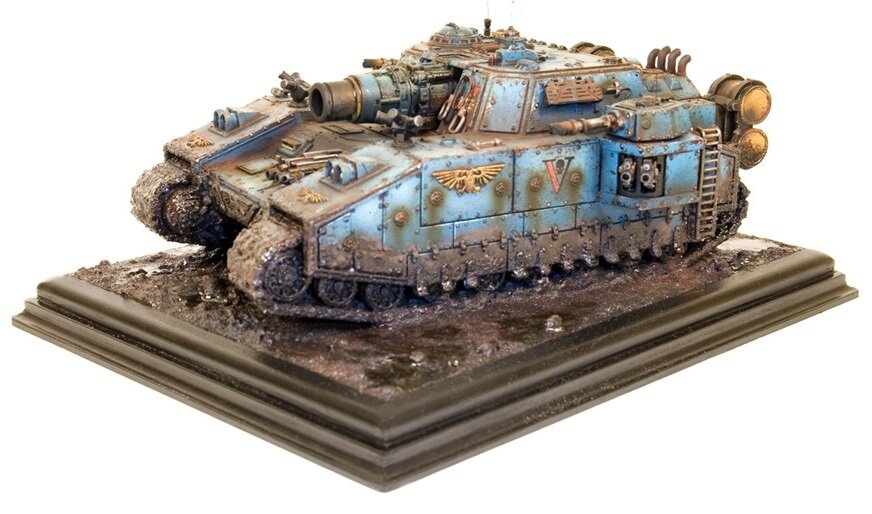 Техника Вархаммера у меня ассоциируется со шмелем. Но знатоки уверяют - она имеет  место быть!