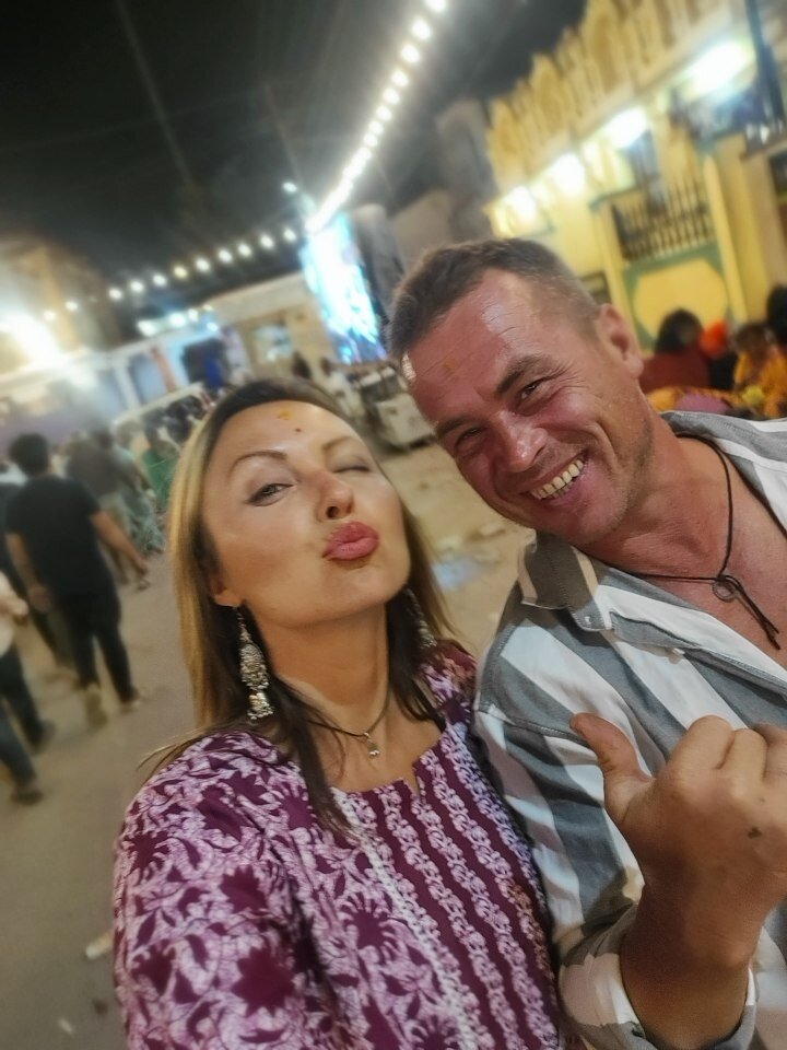 Почему мы такие нарядные, рассказываю чуть ниже