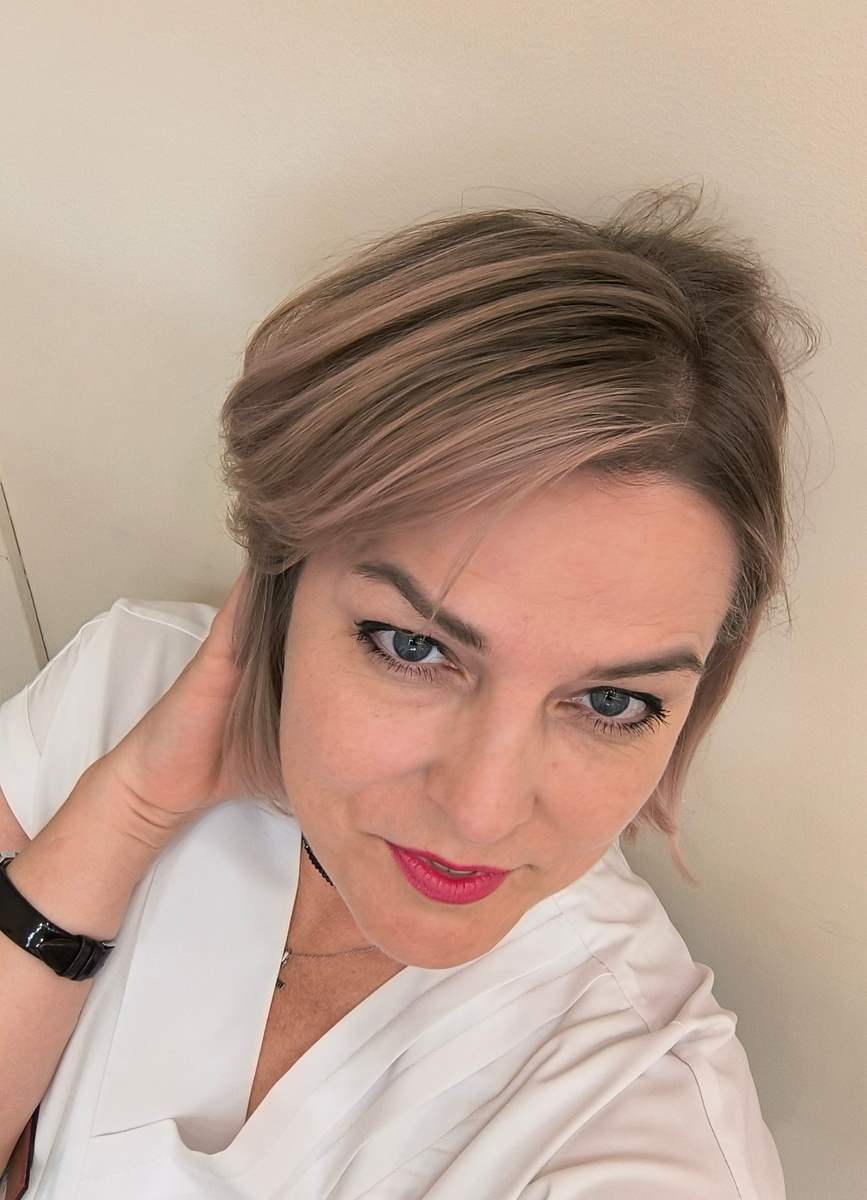 Фото автора канала. Просто живите в мире с собой и своей совестью. 