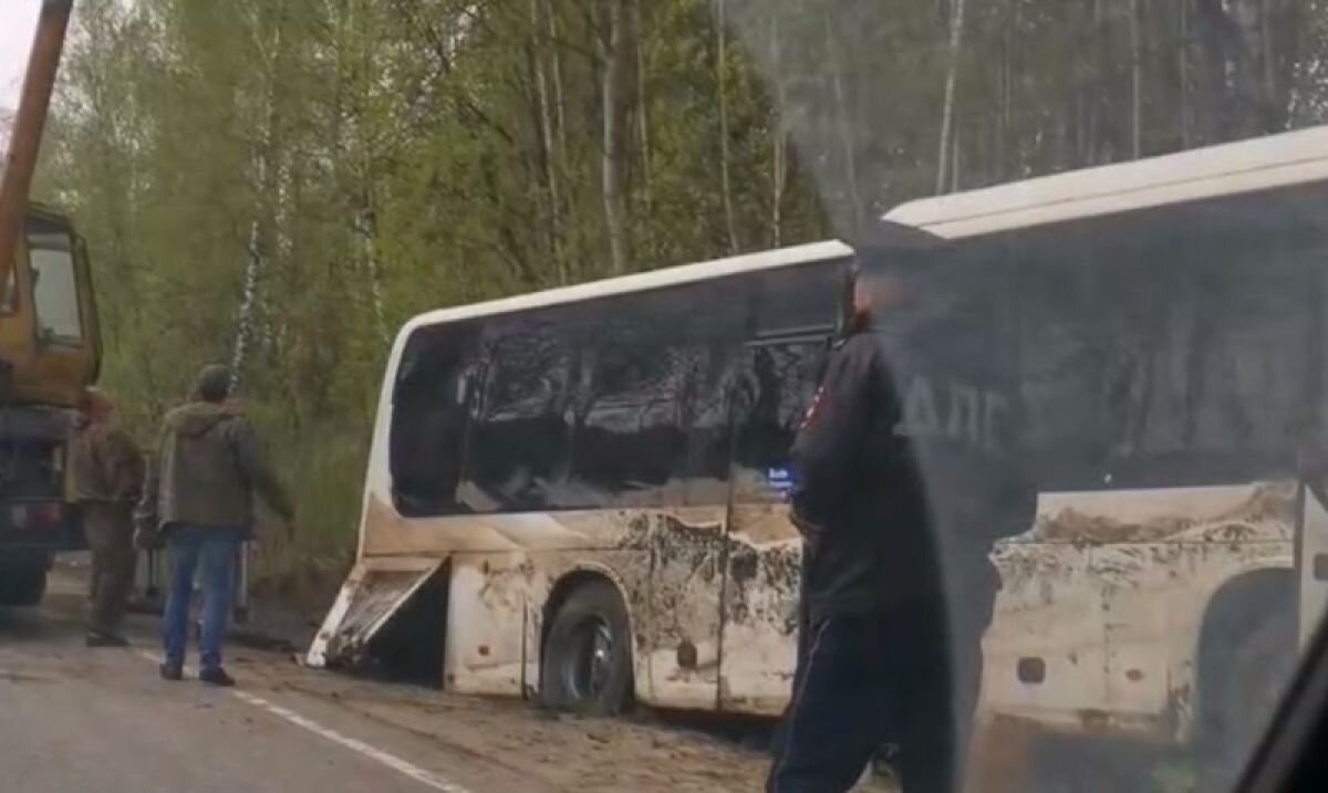 Следователи тульского СК начали проверку обстоятельств аварии пассажирского  автобуса на дороге 