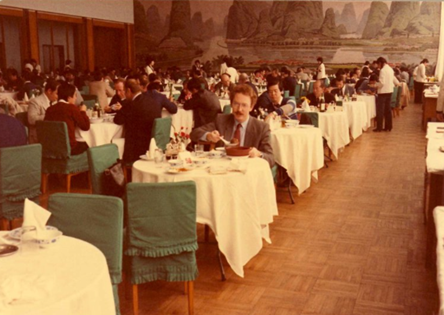 1980 г., Пекин. Первый приезд Гилберта Ван Керкхофа в Китай. Источник: thebeijinger.com 