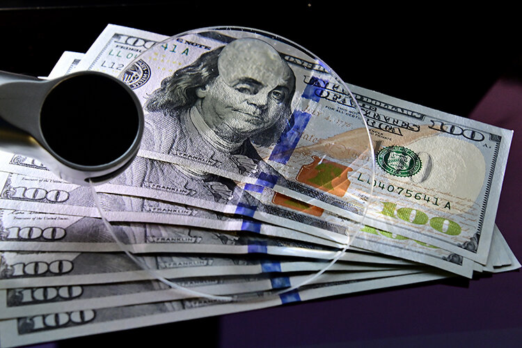    Из общей суммы $23,2 млрд сразу отписываются на «восполнение в США передаваемого военного имущества и оборонных услуг», за ними идут $13,8 млрд, они будут потрачены на закупку для Украины вооружений и оборонных услуг.   
Фото: © Vladimir Baranov / Globallook Press / www.globallookpress.com