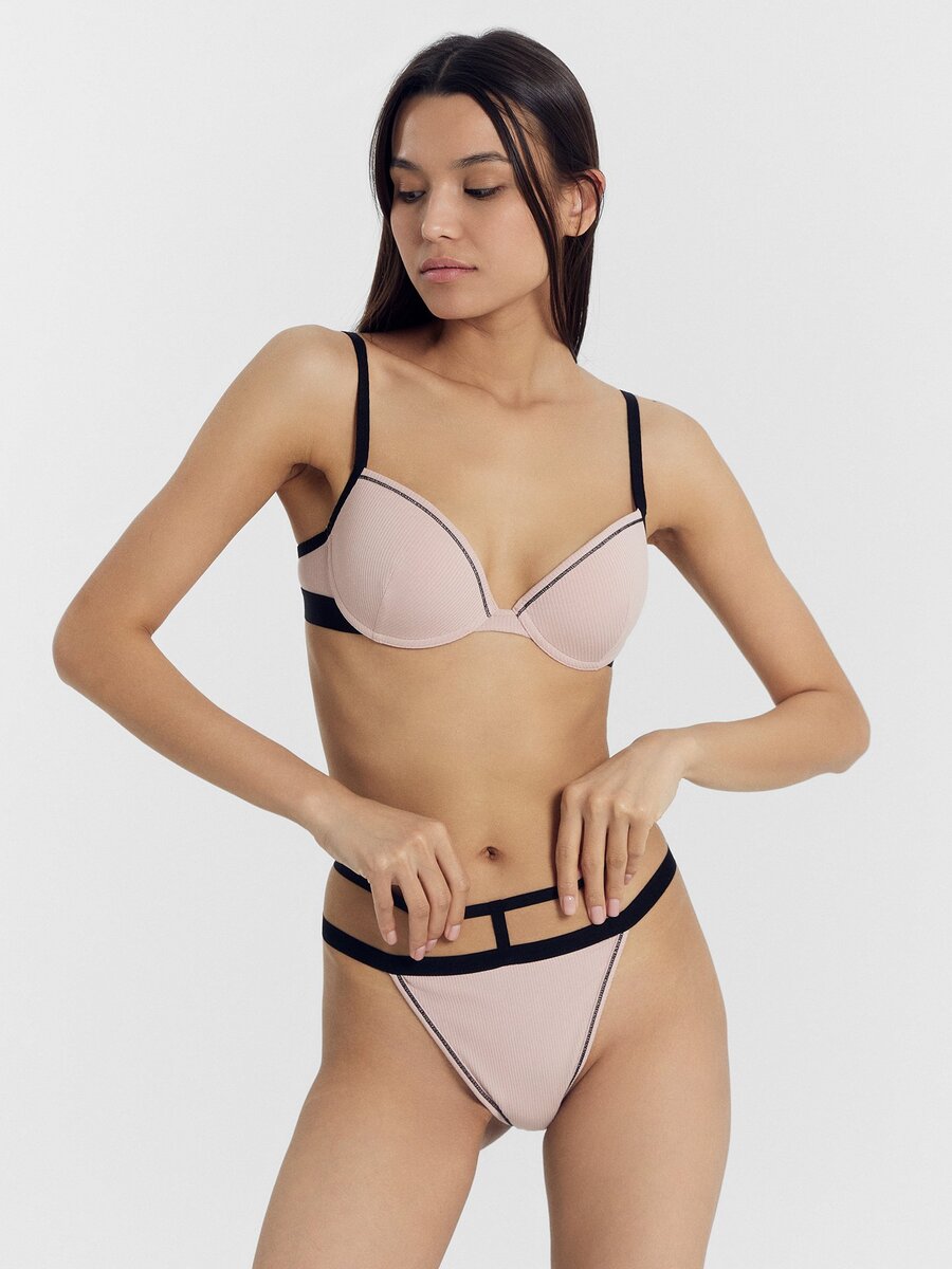    Лукбук Mark Formelle