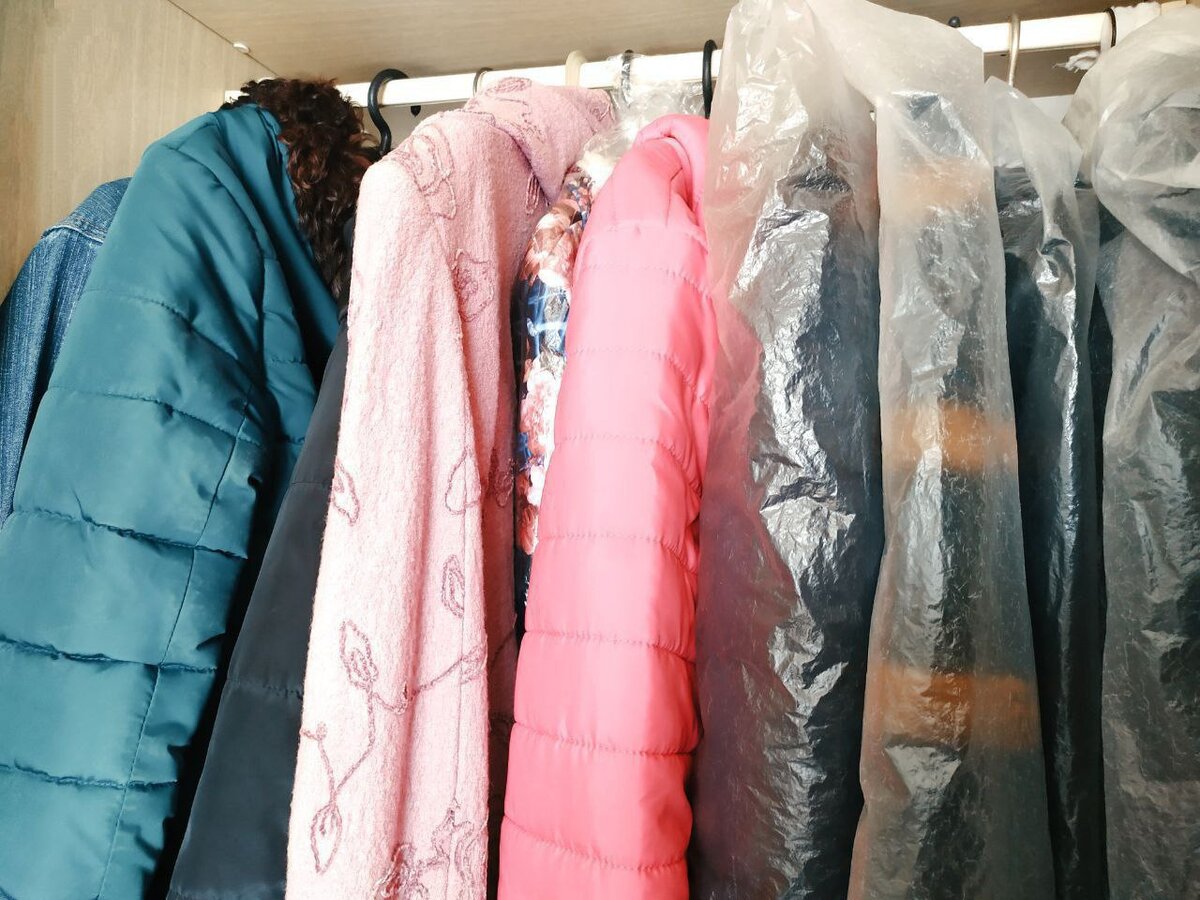 Оставляя шкаф открытым нараспашку, мы приглашаем в свою жизнь неприятности 