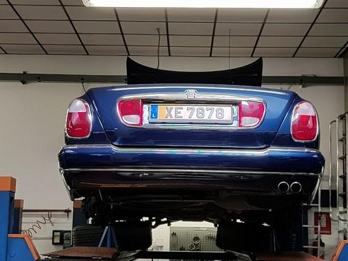 Позавчера Басманный суд Москвы арестовал на 2 месяца бывшего заместителя министра обороны Тимура Иванова по обвинению в получении взятки в особо крупном размере.-25