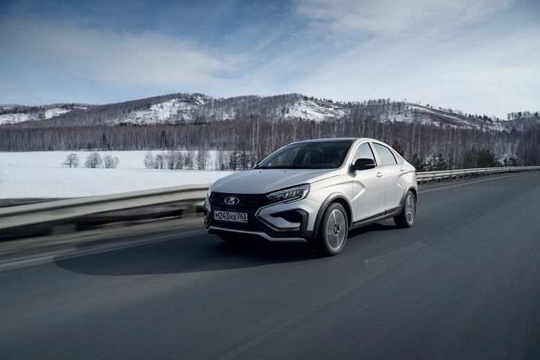  Такого небыло никогда, и.. вот опять - АВТОВАЗ поднимет розничные цены на Lada в мае.