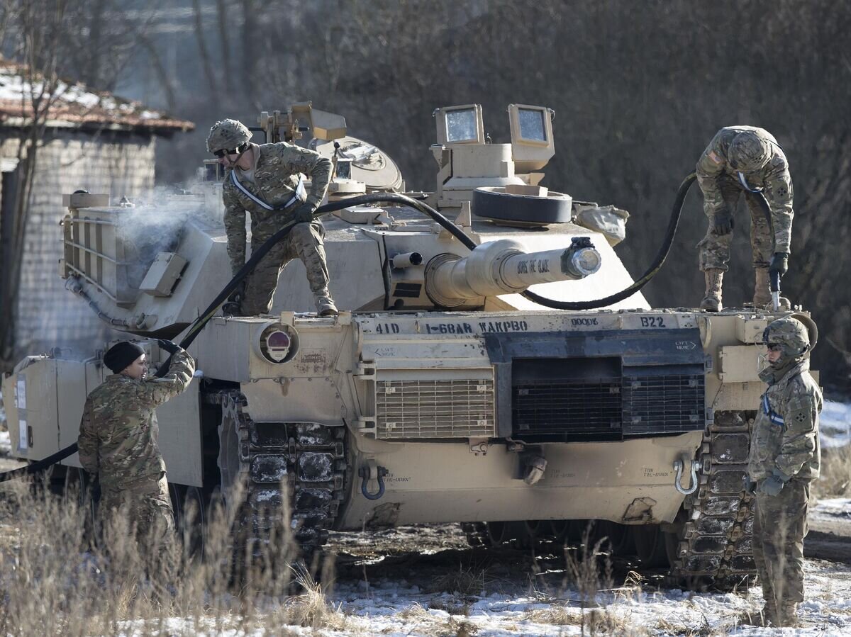    Американский танк Abrams© AP Photo / Mindaugas Kulbis