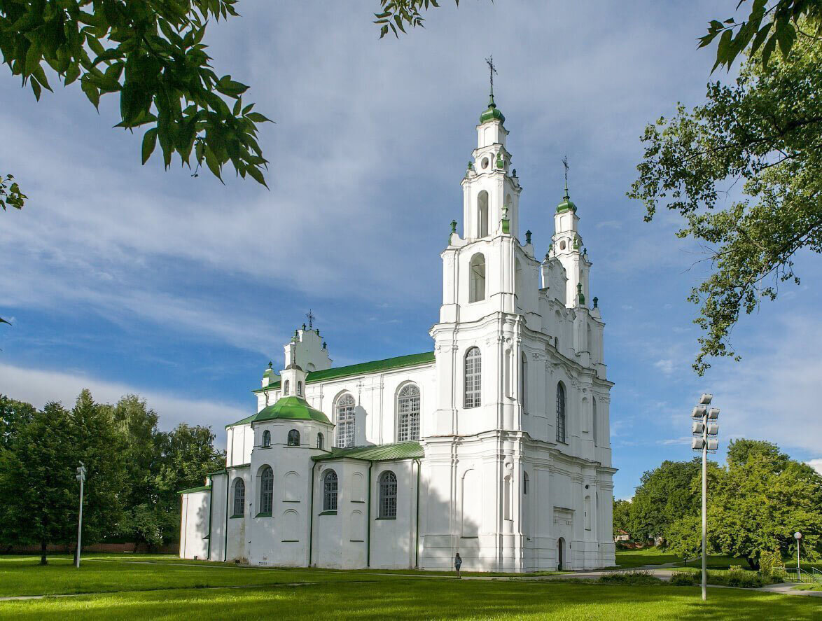  Краткое описание
Полоцк — это древнейший город Беларуси, который впервые упоминается в летописях ещё в 862 году.-2